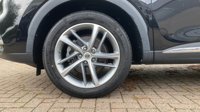 MG Hs 1.5 T-GDI Exclusive 5dr Petrol Hatchback